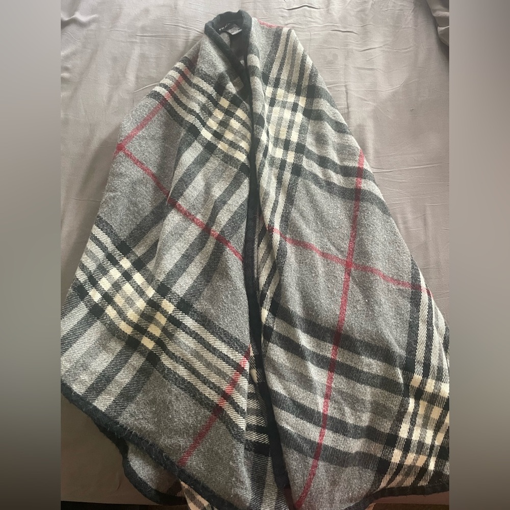 Poncho/shawl